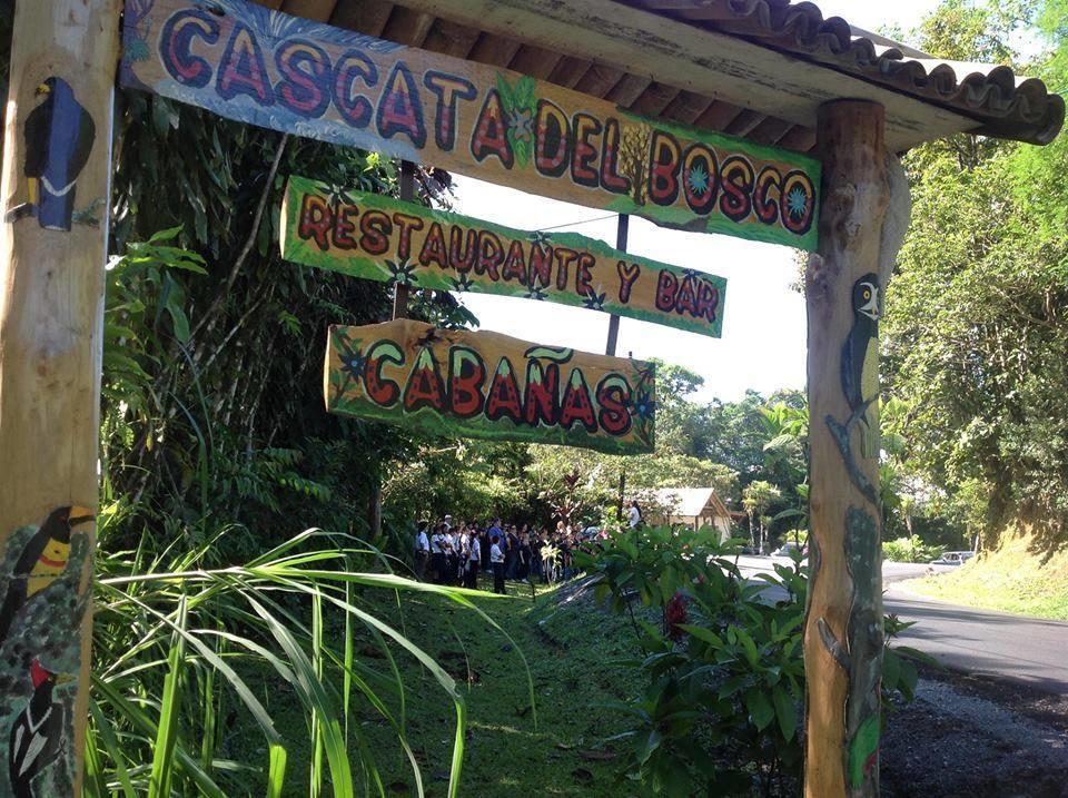 فندق San Vitoفي  Cascata Del Bosco Cabinas المظهر الخارجي الصورة